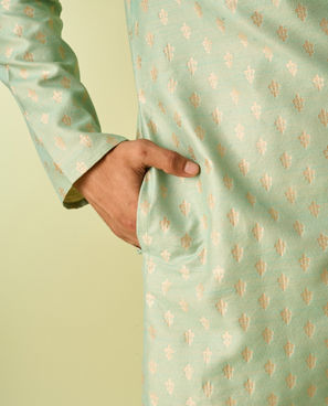 Diwas Men Light Mid Green Kurta