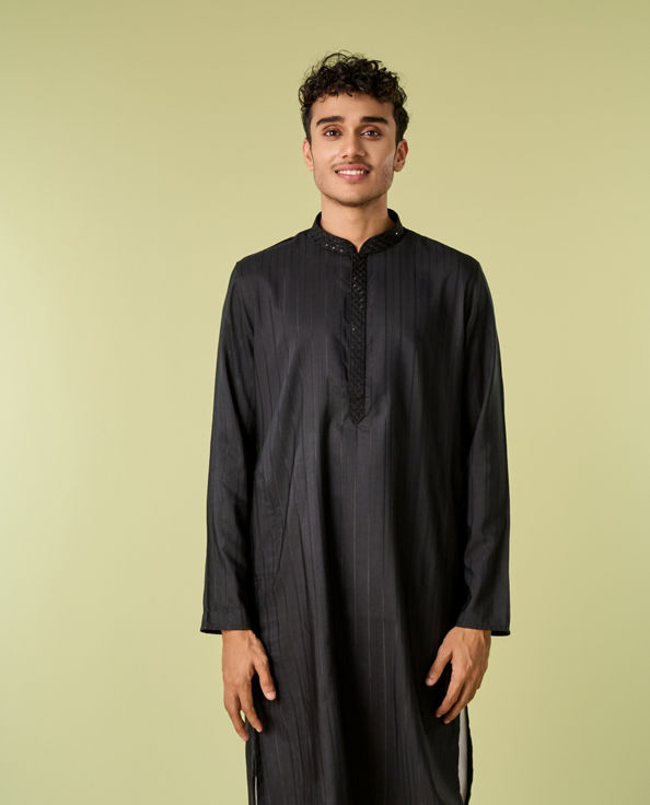 Diwas Men Elegant Black Silk Kurta