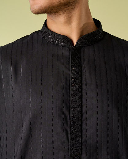 Diwas Men Elegant Black Silk Kurta