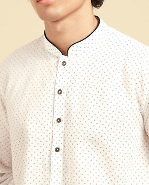 Diwas Men White Cotton Celebration Kurta