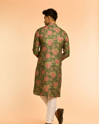 Diwas Men Dashing Dark Green Kurta