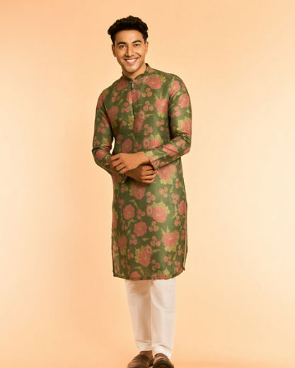Diwas Men Dashing Dark Green Kurta