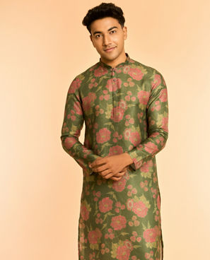 Diwas Men Dashing Dark Green Kurta
