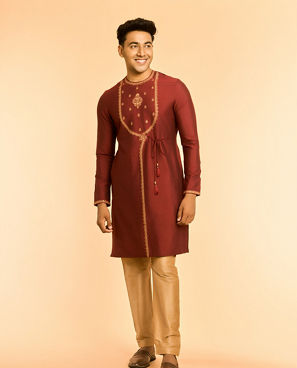 Diwas Men Dazzling Maroon Kurta