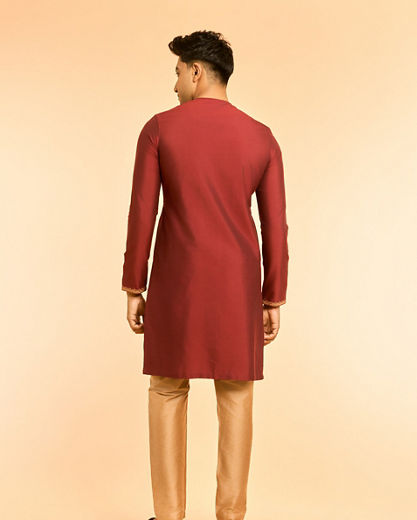 Diwas Men Dazzling Maroon Kurta