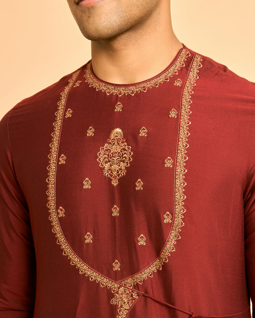Diwas Men Dazzling Maroon Kurta