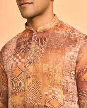 Diwas Men Elegant Fawn Cotton Kurta