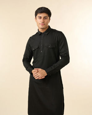 Diwas Men Black Blended Cotton Pathani Kurta