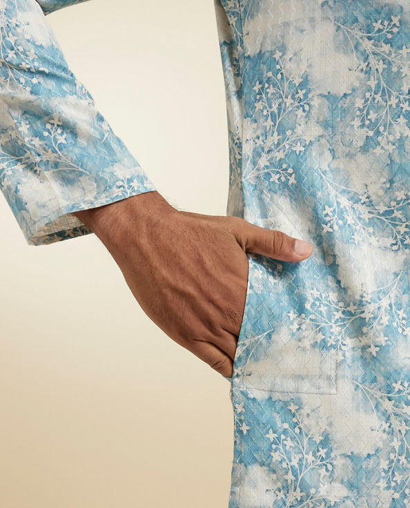 Diwas Men Aqua Green Highlighted Cream Kurta