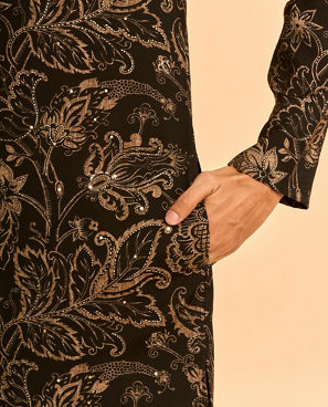 Diwas Men Black Elegance Kurta