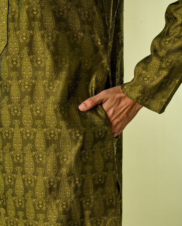 Diwas Men Olive Green Radiance Kurta