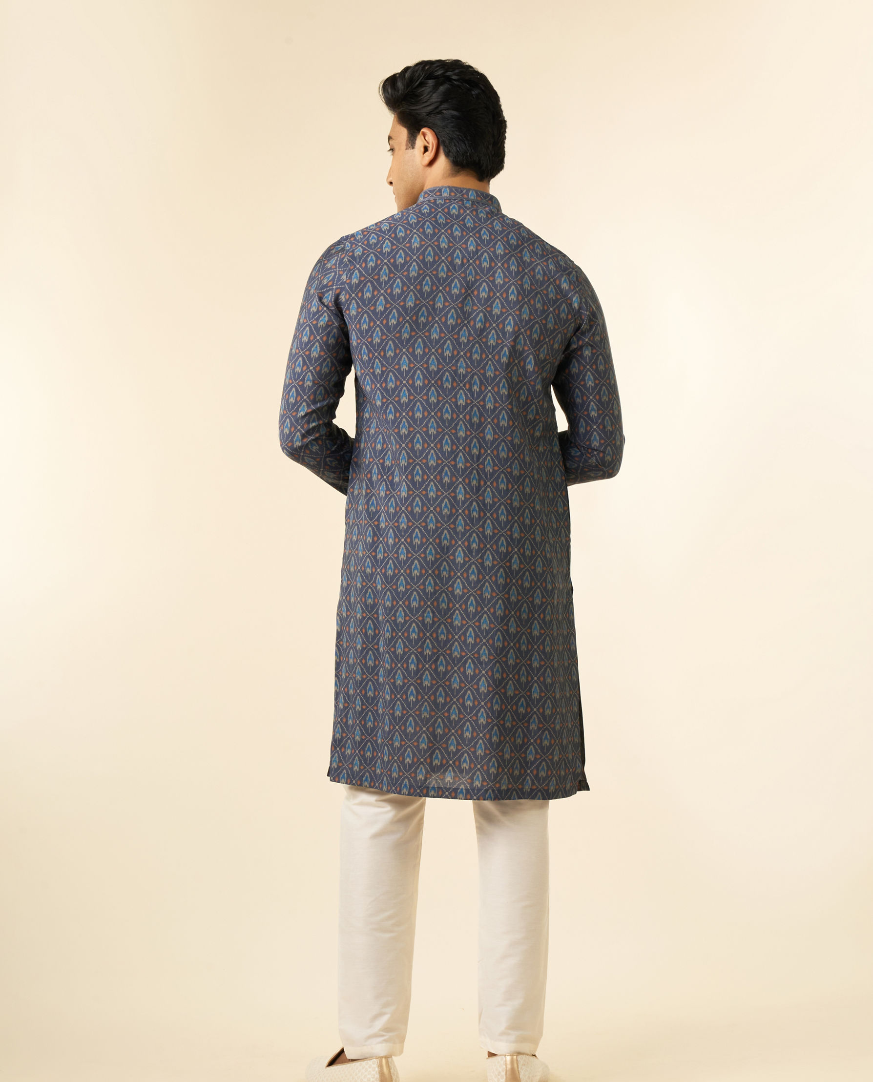 Diwas Men Opulent Blue Kurta