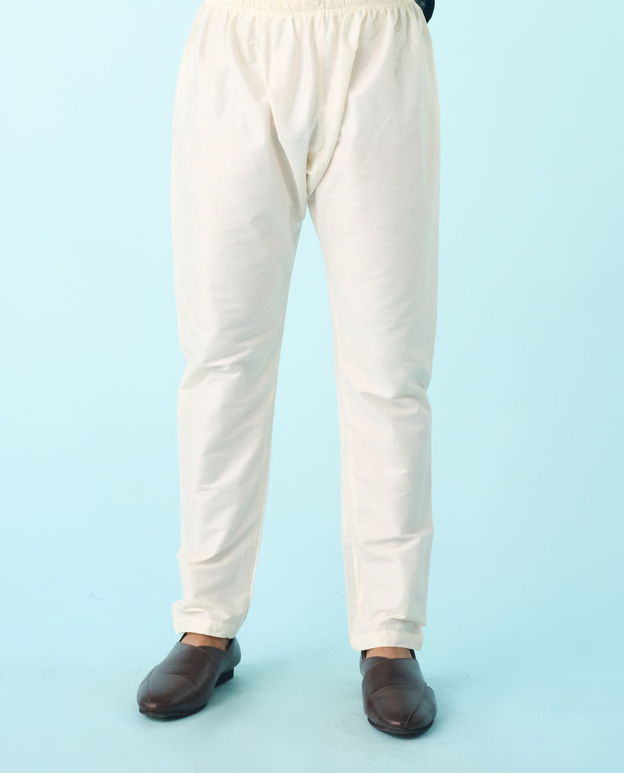 Diwas Men Ethereal Dark Blue Kurta Pajama