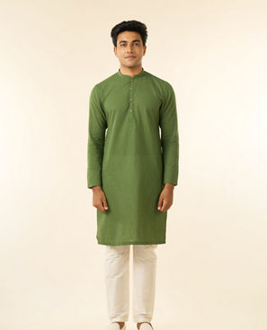 Diwas Men Enchanting Olive Green Cotton Kurta