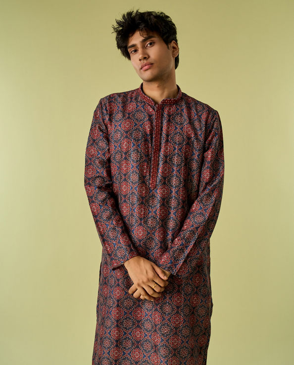 Diwas Men Dark Blue Kurta