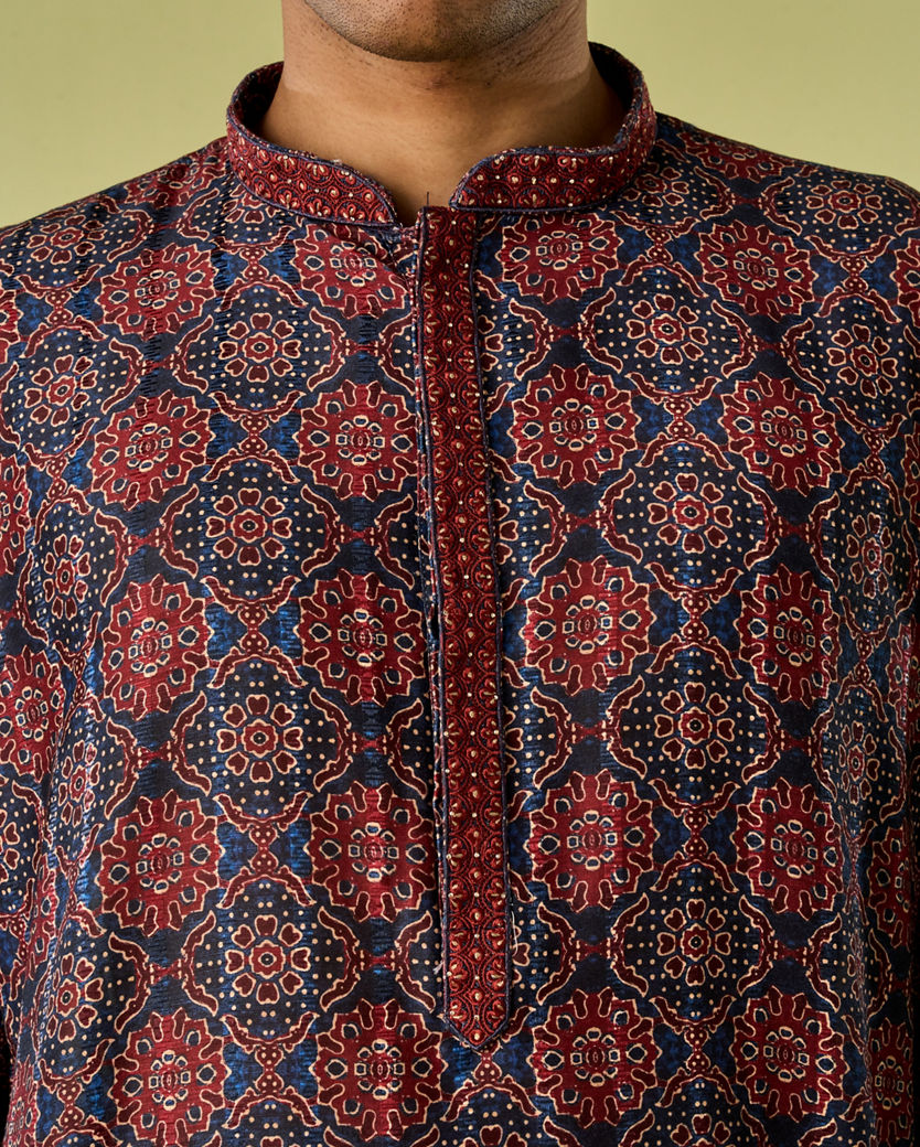 Diwas Men Dark Blue Kurta