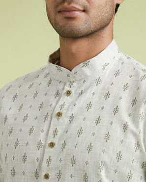 Diwas Men Emerald Charm Blended Cotton Kurta