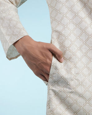 Diwas Men Beige Blended Cotton Kurta