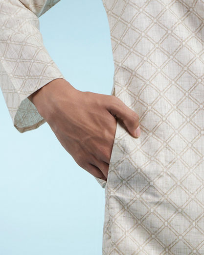 Diwas Men Beige Blended Cotton Kurta
