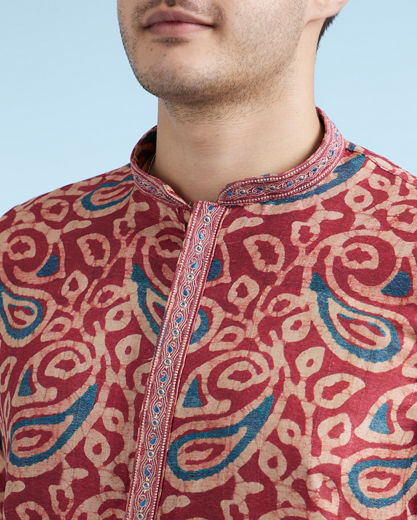 Diwas Men Maroon Elegance Kurta