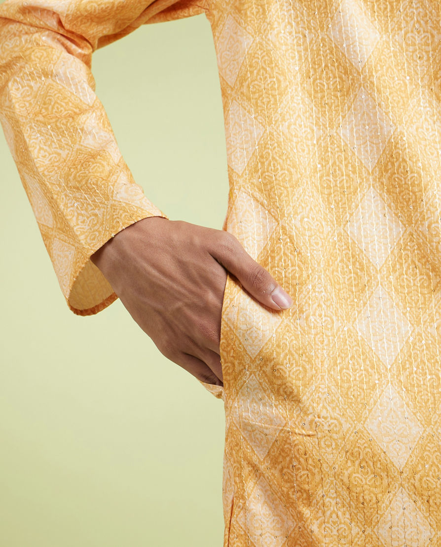 Diwas Men Vibrant Yellow Printed Blended Cotton Kurta