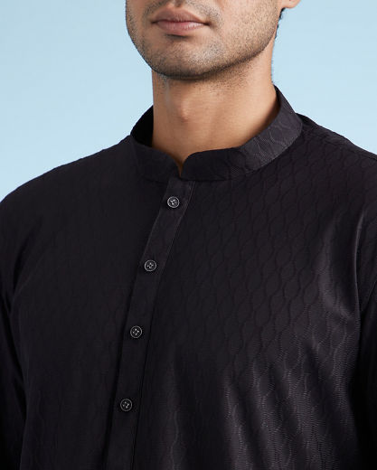 Diwas Men Black Knit Casual Kurta