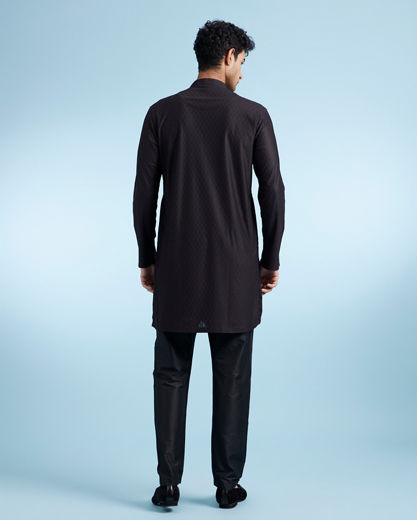 Diwas Men Black Knit Casual Kurta