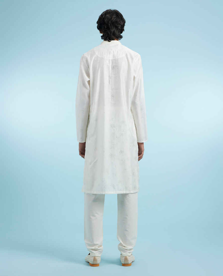 Diwas Men Elegant Cream Viscose Kurta