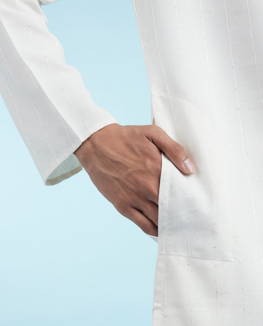 Diwas Men Cream-Colored Essence Kurta