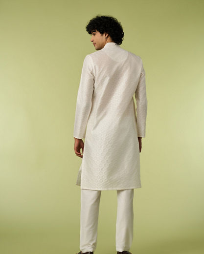 Diwas Men White Art Silk Kurta with Textured Weave