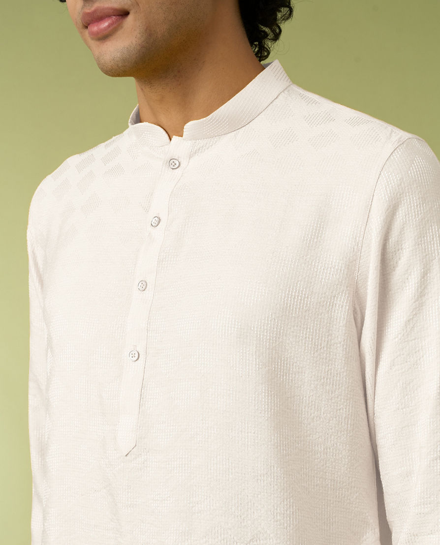 Diwas Men Cream Self-Textured Kurta