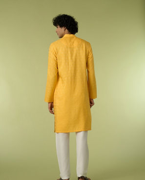 Diwas Men Yellow Blended Viscose Kurta with Self-Texture