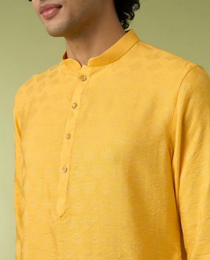 Diwas Men Yellow Blended Viscose Kurta with Self-Texture