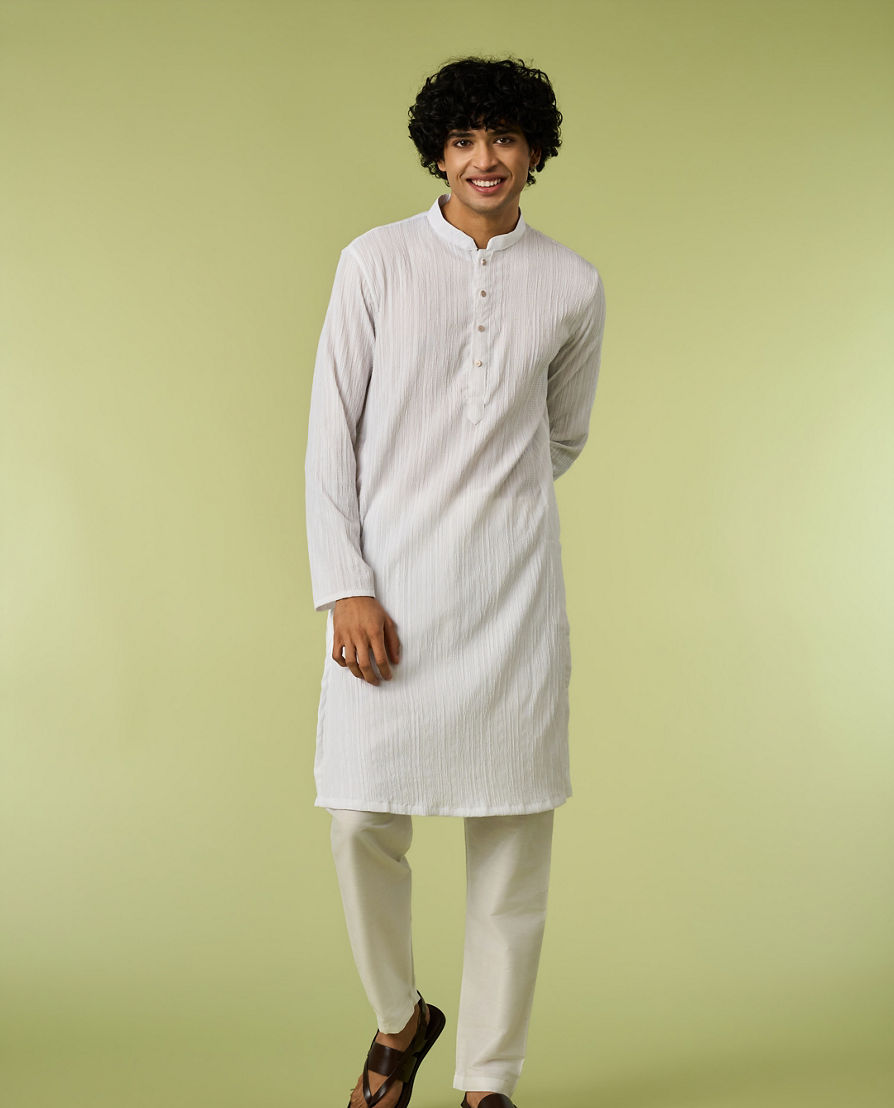 Diwas Men White Spandex Kurta with Self-Texture
