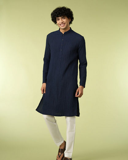 Diwas Men Dark Blue Self Textured Kurta