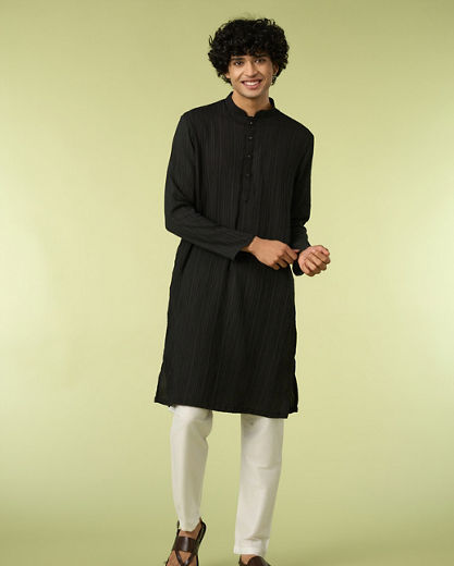Diwas Men Black Self-Textured Kurta