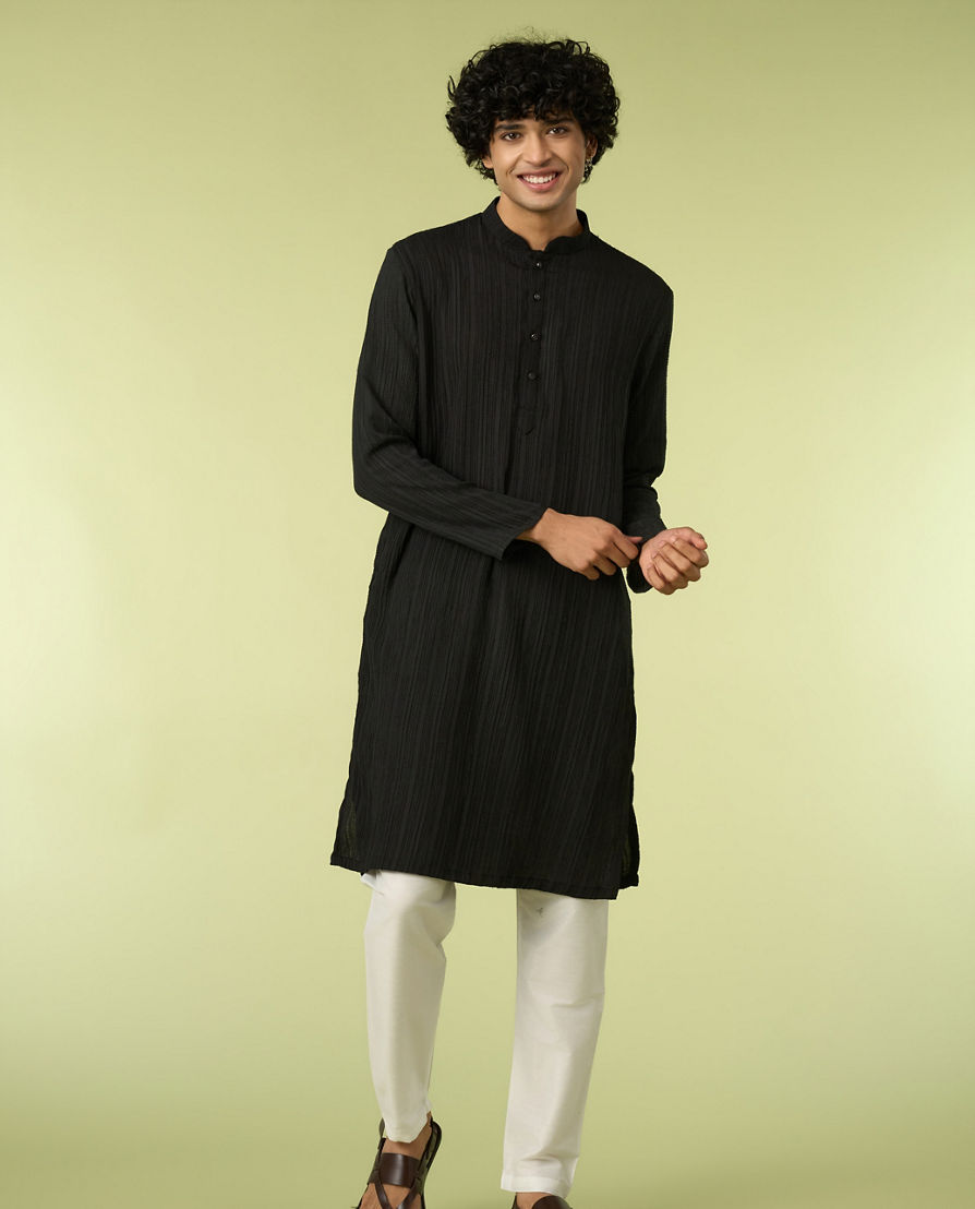Diwas Men Black Self-Textured Kurta