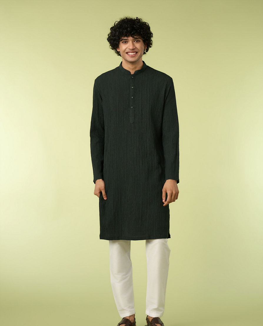 Diwas Men Dark Green Self-Textured Kurta