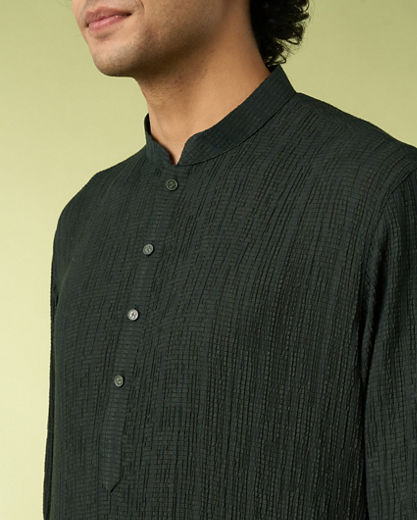 Diwas Men Dark Green Self-Textured Kurta