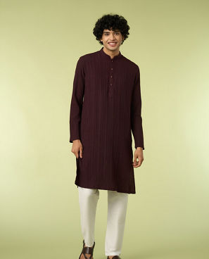 Diwas Men Wine Spandex Kurta with Self-Texture