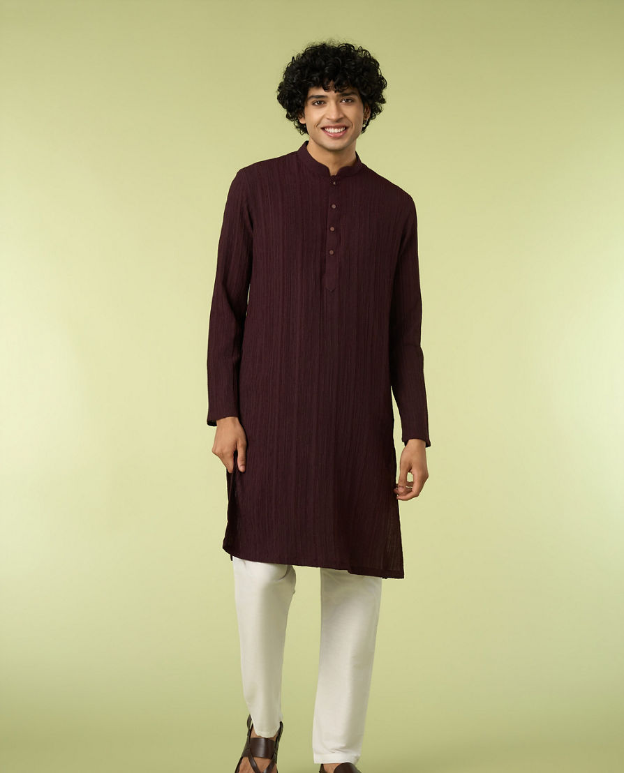 Diwas Men Wine Spandex Kurta with Self-Texture