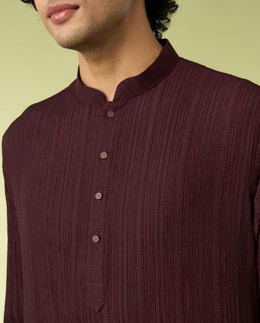 Diwas Men Wine Spandex Kurta with Self-Texture