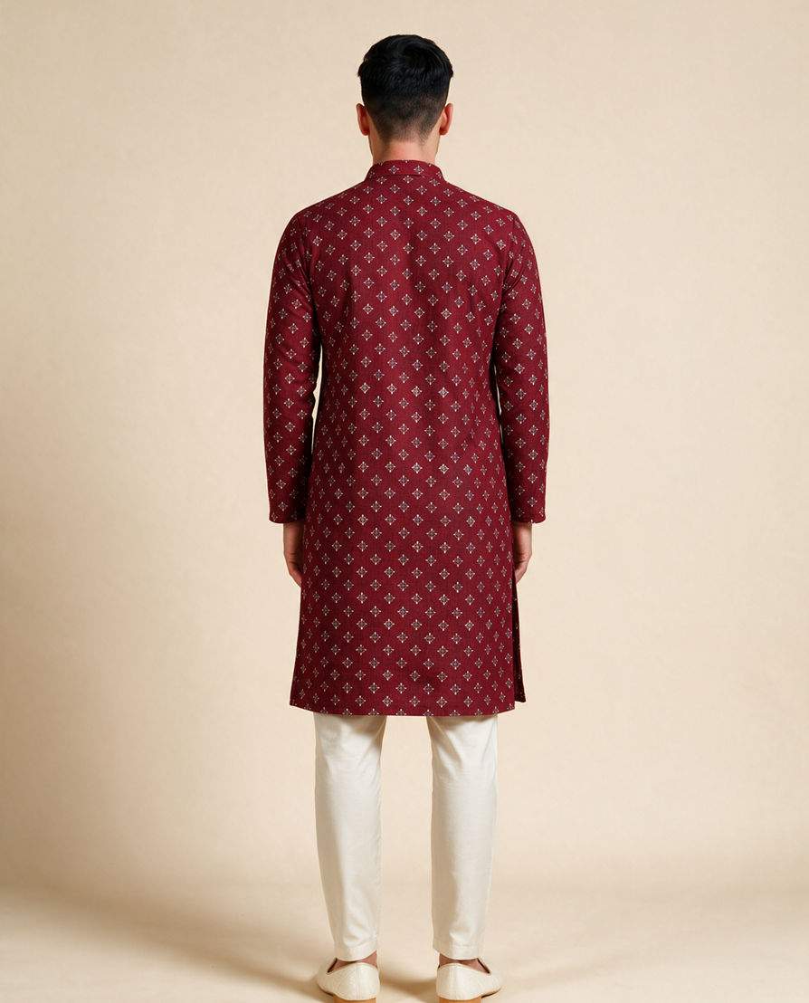 Diwas Men Maroon Blended Cotton Kurta with Print