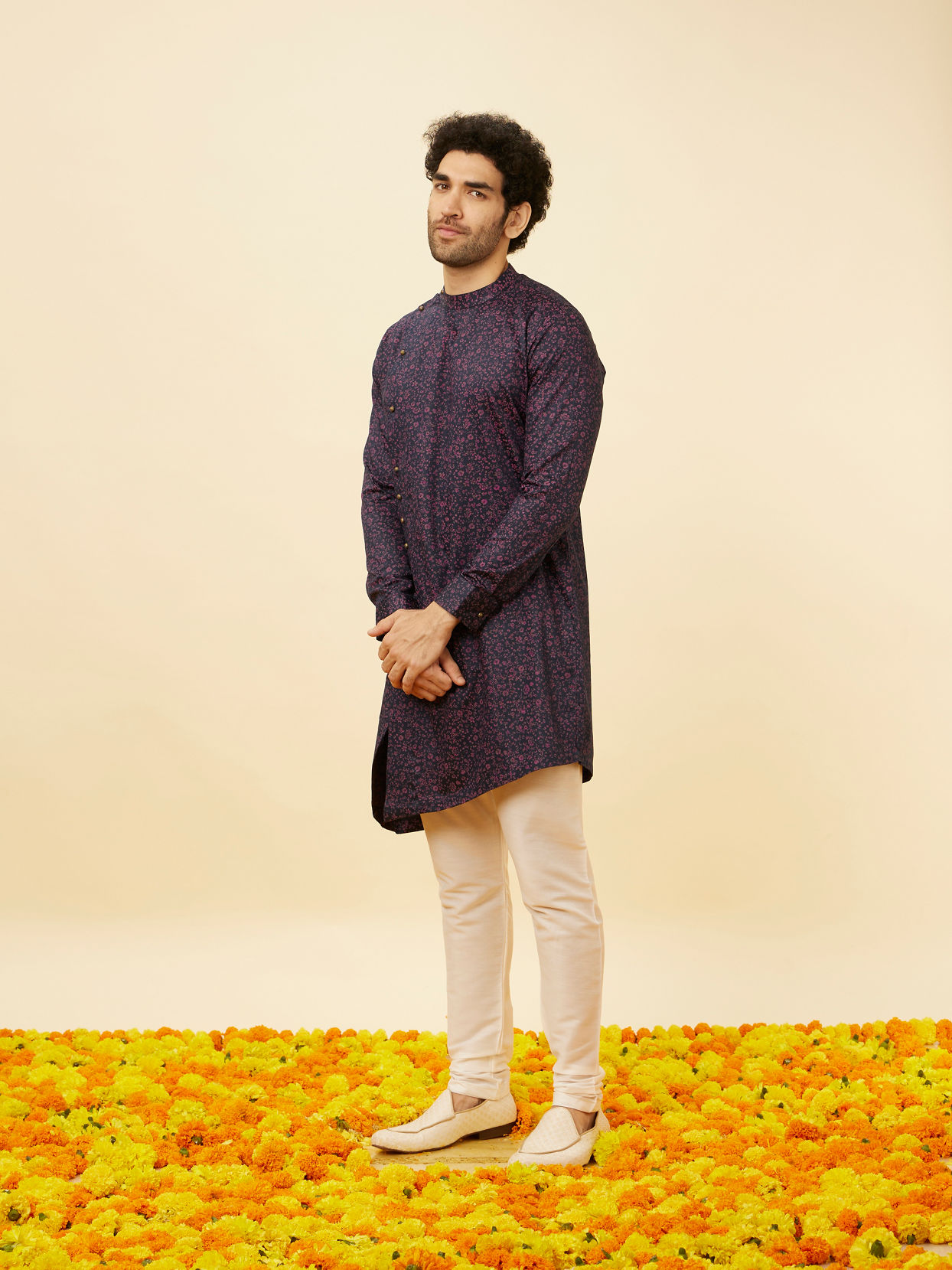 alt message - Manyavar Men Royal Blue Angrakha Style Bel Buti Printed Kurta Set image number 3