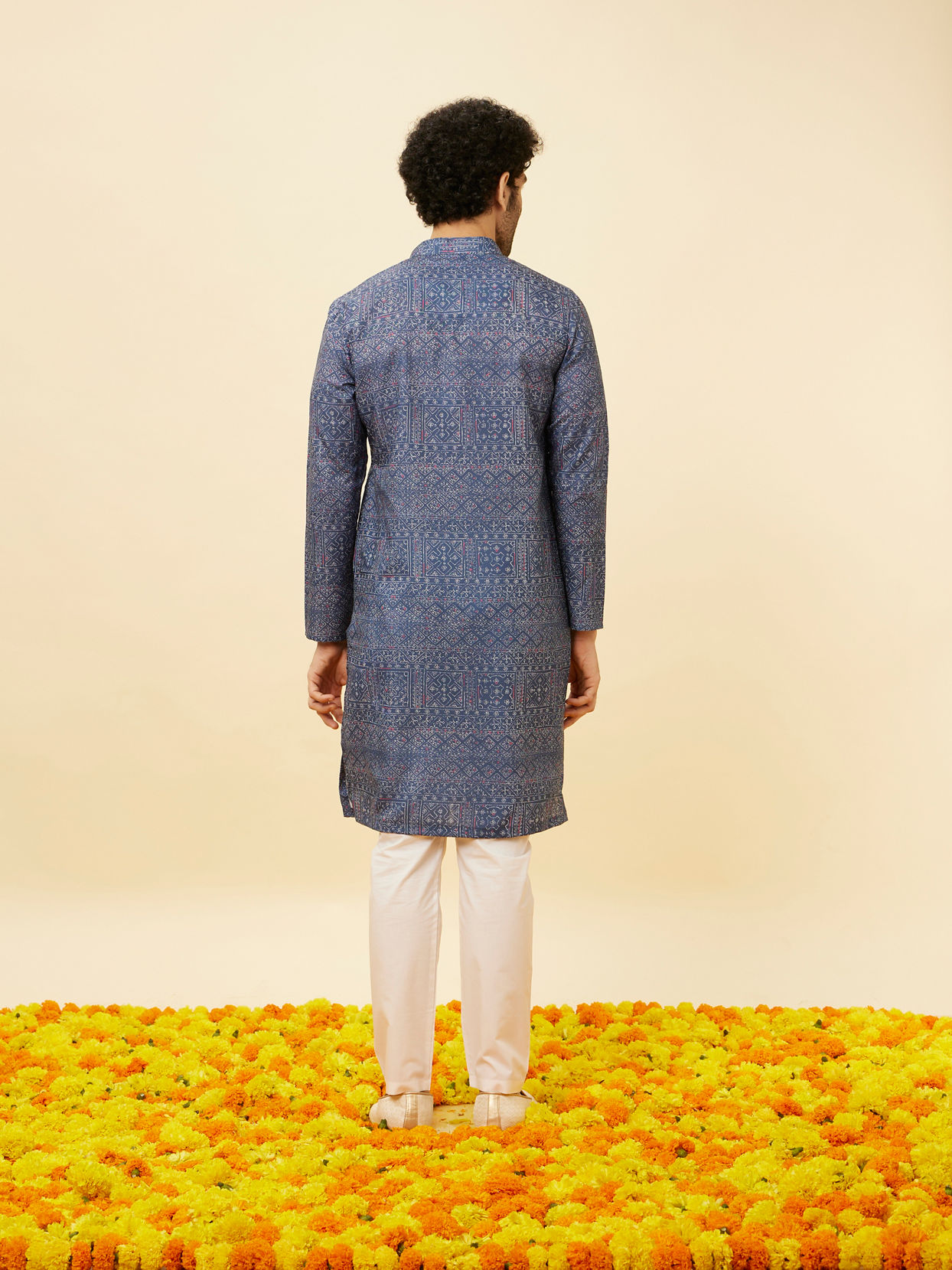 Manyavar Men Violet Blue Abstract Printed Kurta Set