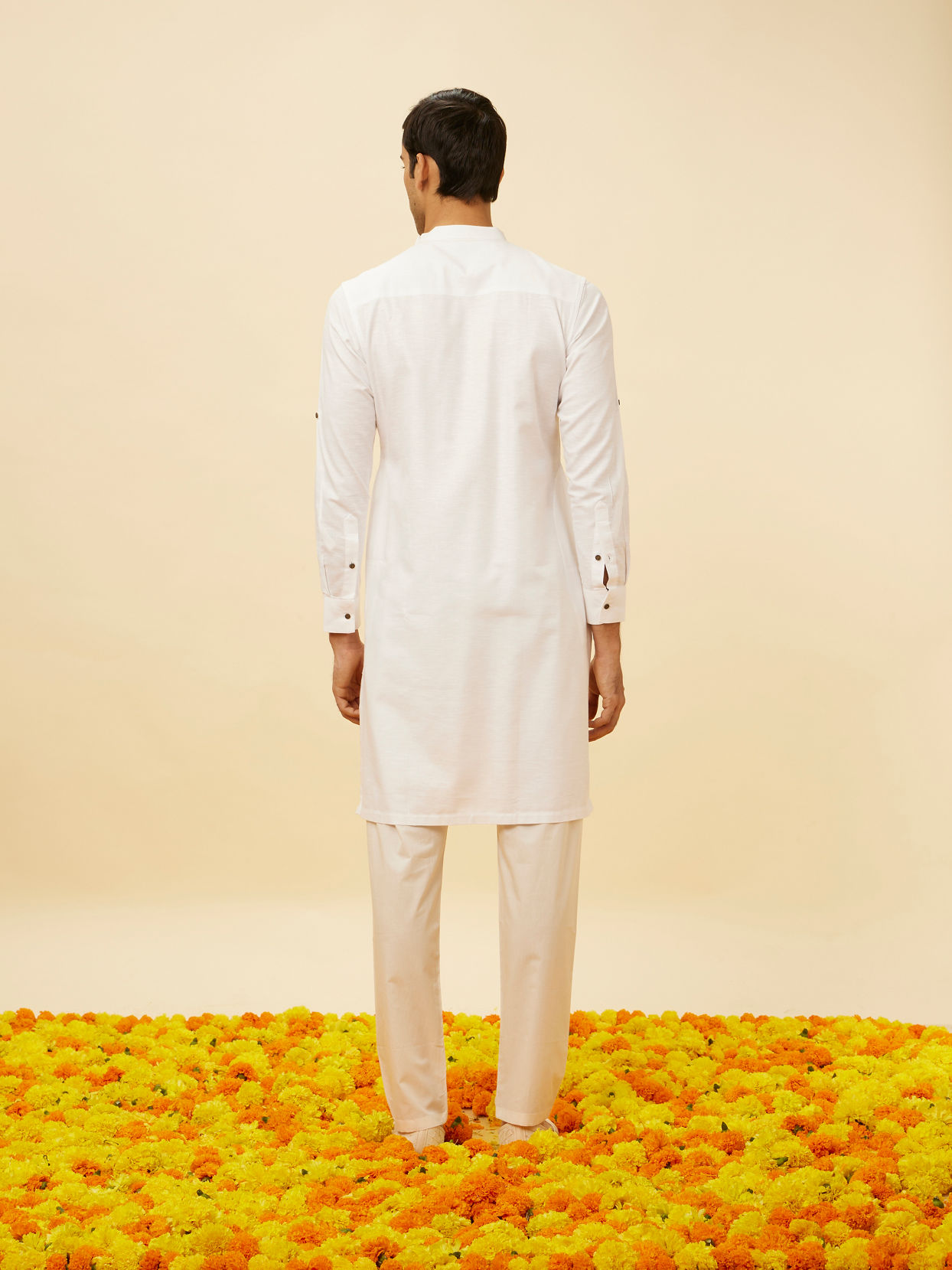 alt message - Manyavar Men Pristine White Angrakha Kurta Set image number 5