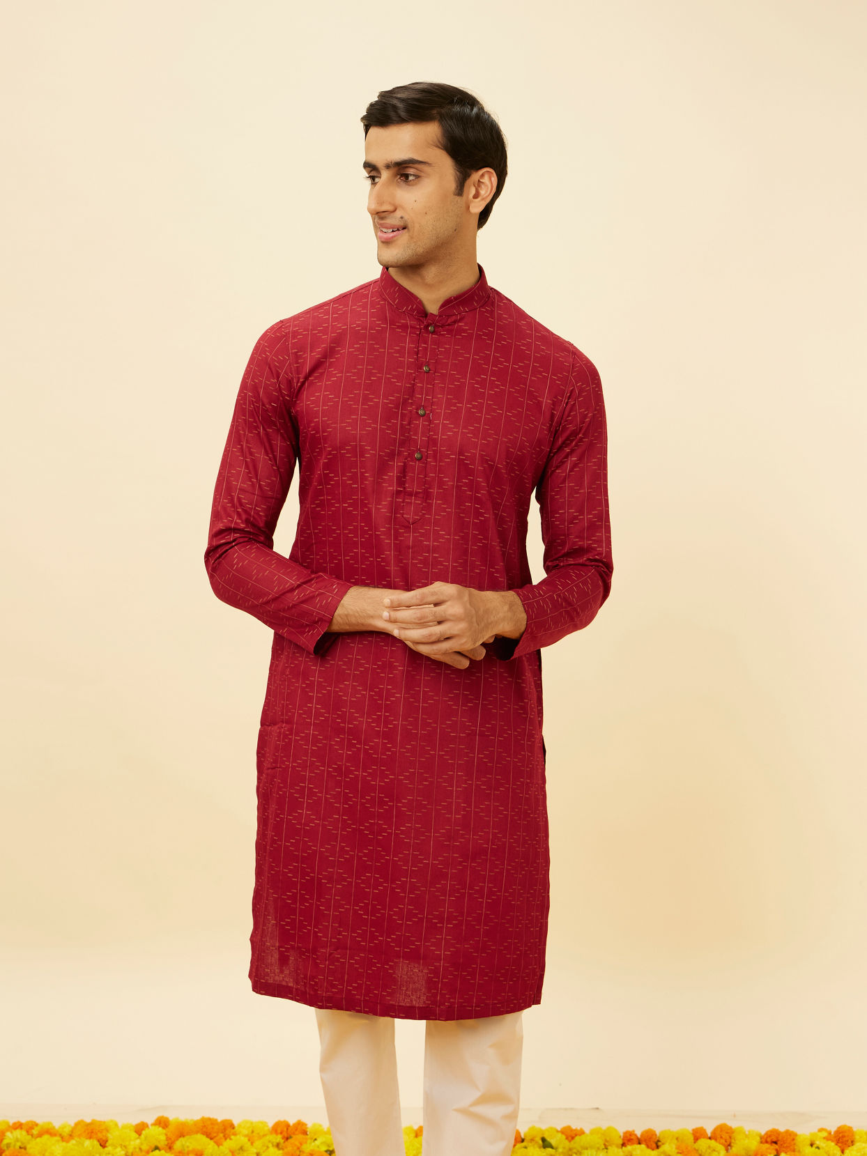 Manyavar Men Maroon Linear Printed Kurta Set image number 0