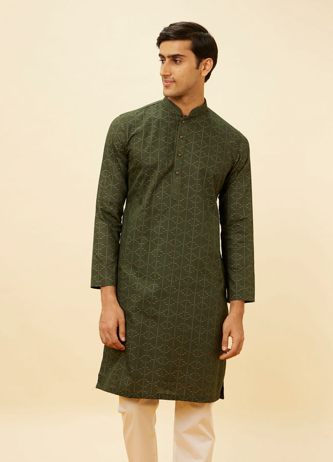 Manyavar Men Dark Green Linear Printed Kurta Set image number 0