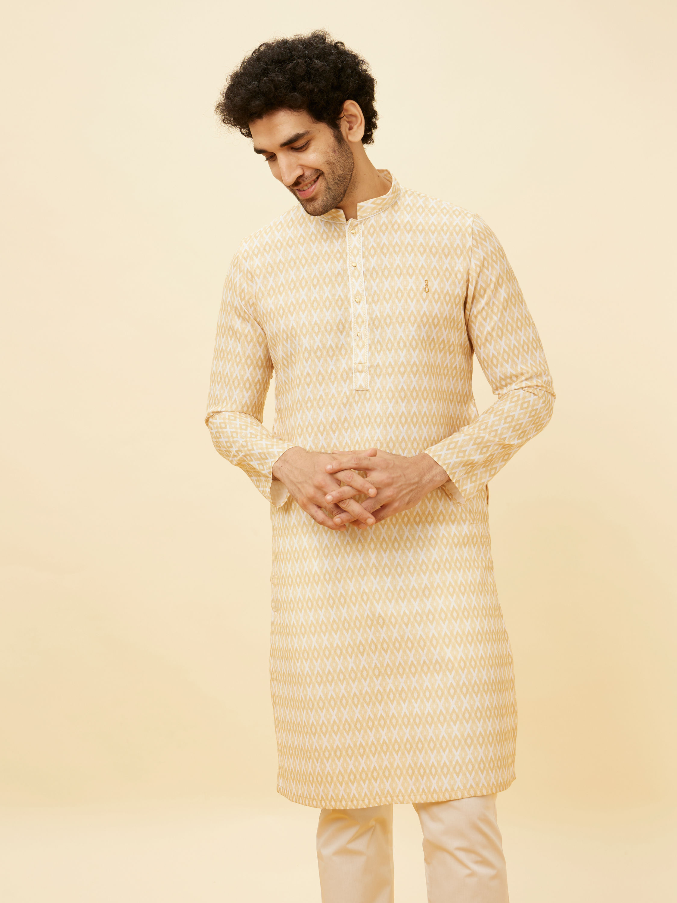 Manyavar Men Peach Beige Harlequin Printed Kurta Set