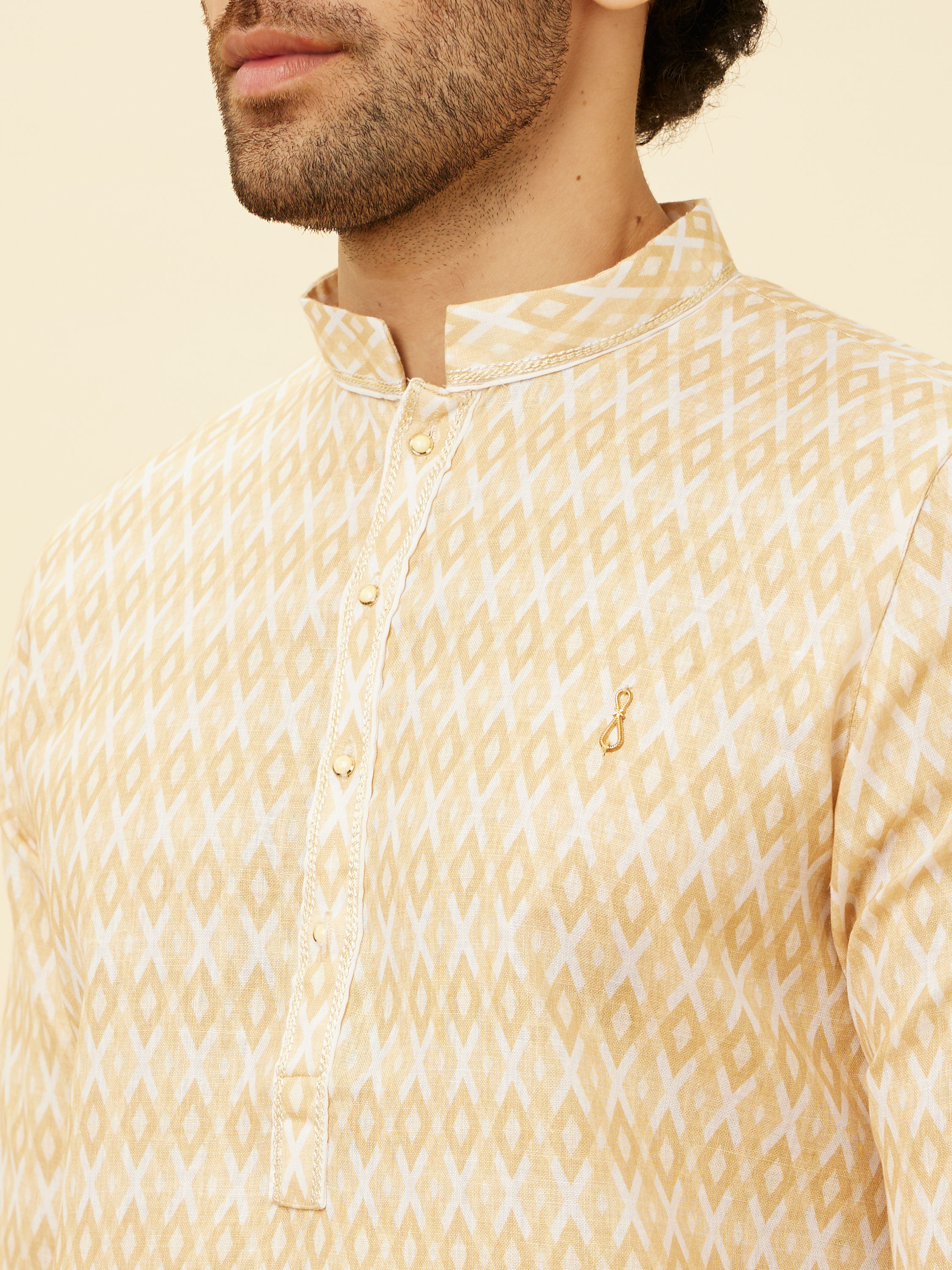 Manyavar Men Peach Beige Harlequin Printed Kurta Set